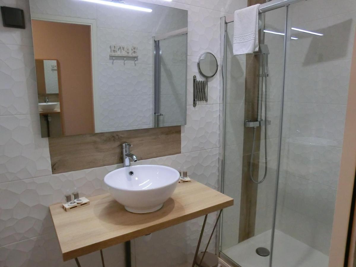 Hotel Sur Le Quai Port Vendres Dış mekan fotoğraf